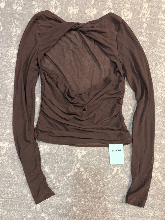 k/zn Tops - Brown Long-Sleeve Ruched Open Back Twist Front Top